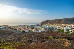 Température en décembre aux Canaries avec vue sur Tenerife et ses plages
